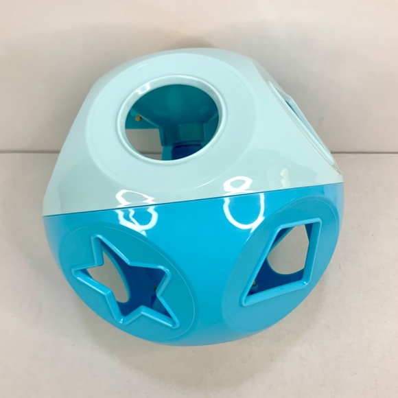 New TUPPERWARE Shape-O / 2, learning Block puzzle Sorter kids toddler preschool - Picture 2 of 12